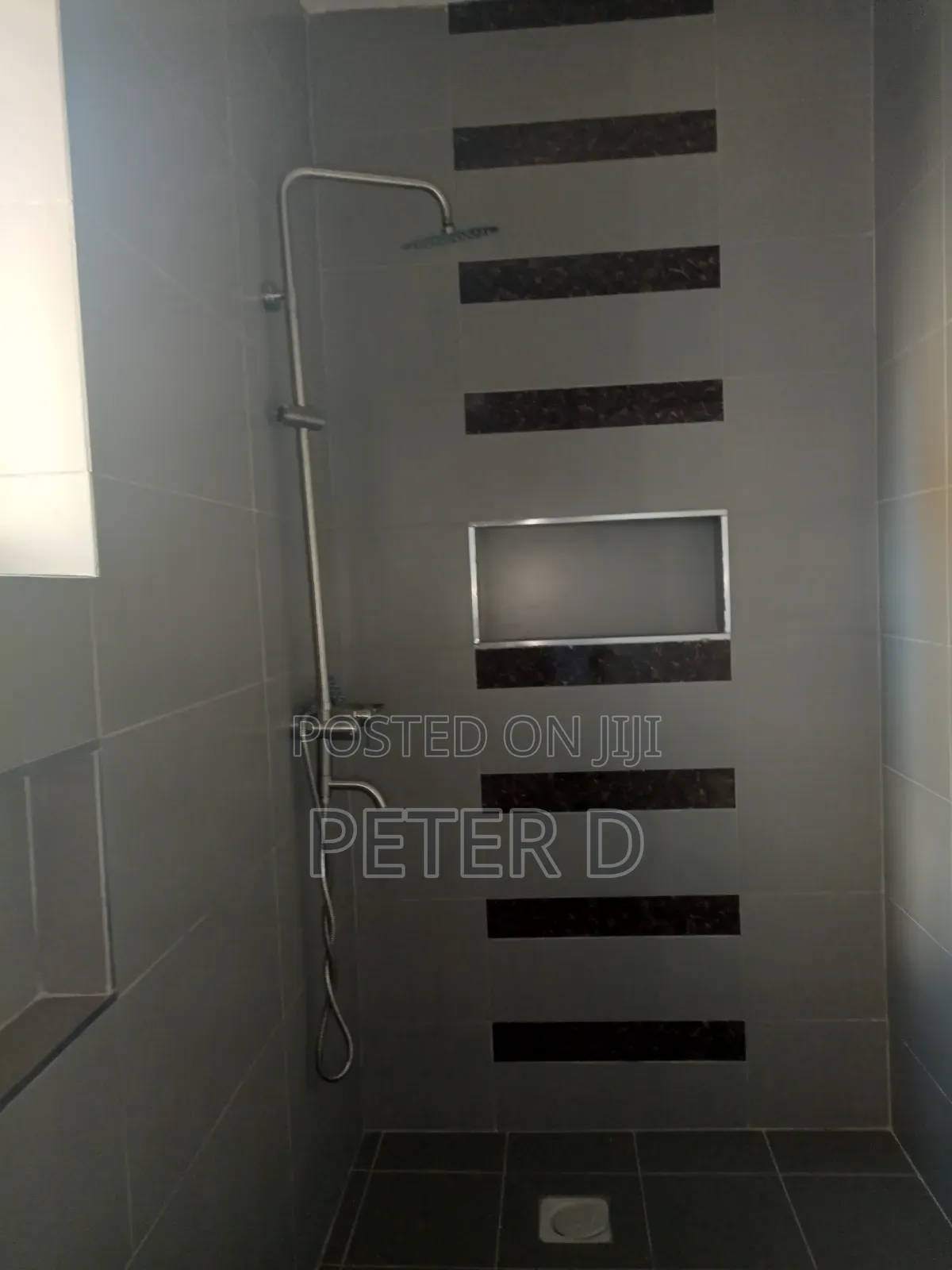 3bdrm Apartment in Kariakoo for sale