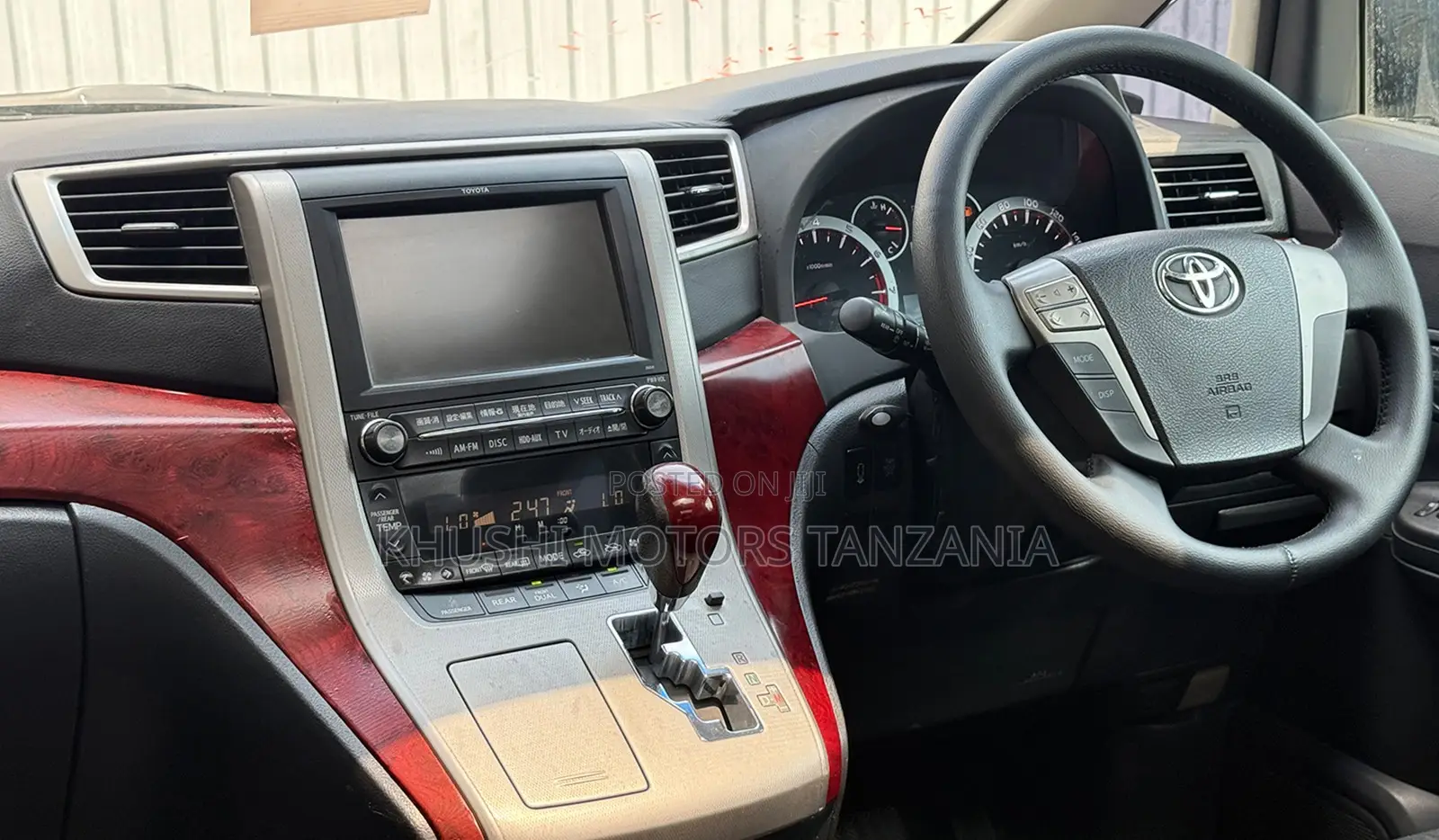 Toyota Alphard 2009