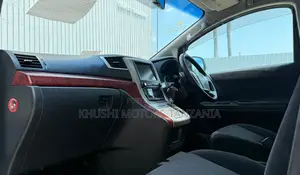 Toyota Alphard 2009