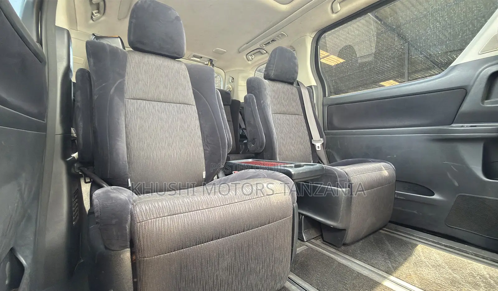 Toyota Alphard 2009