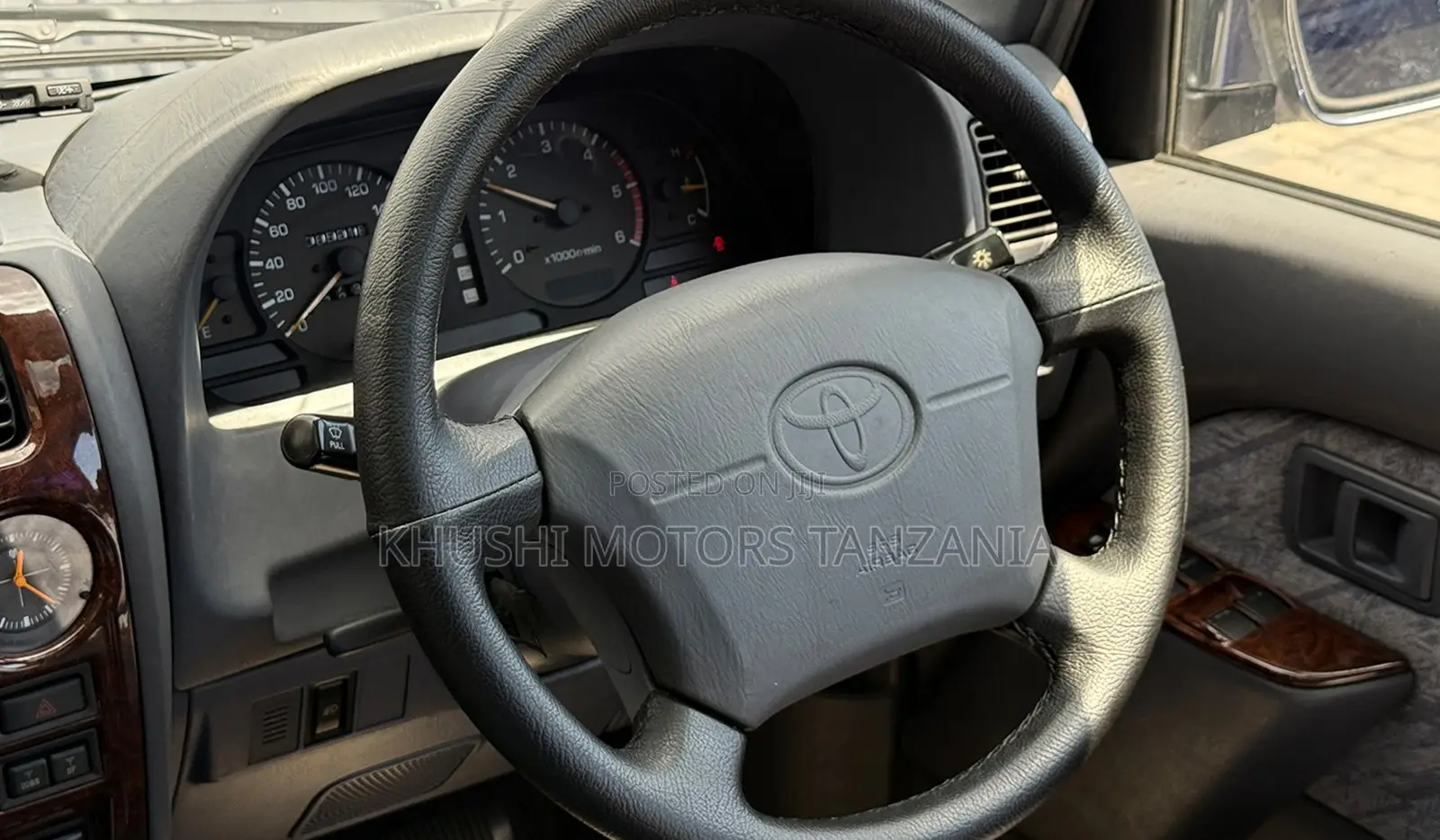 Toyota Land Cruiser Prado 1996
