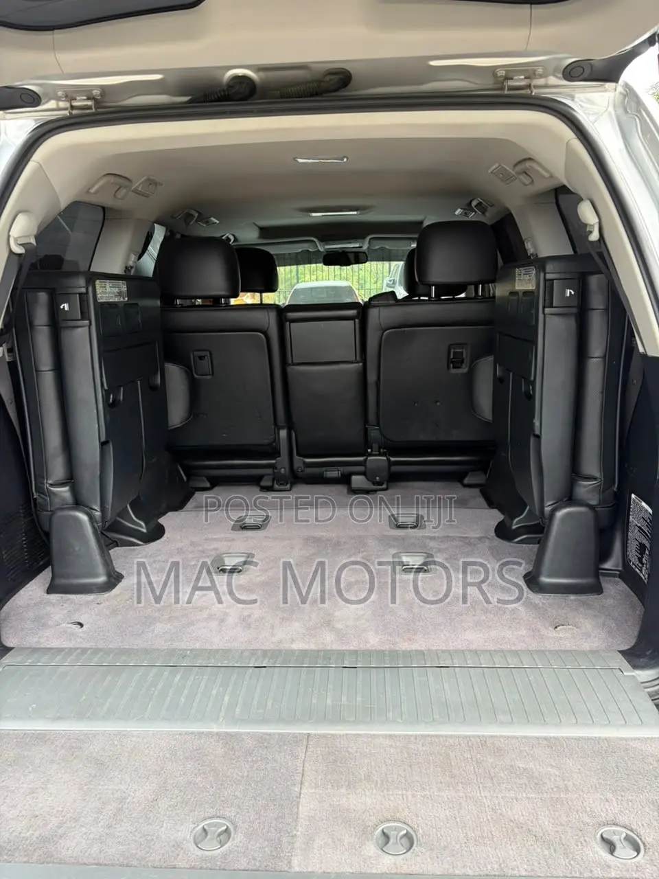 Toyota Land Cruiser 2015 Silver