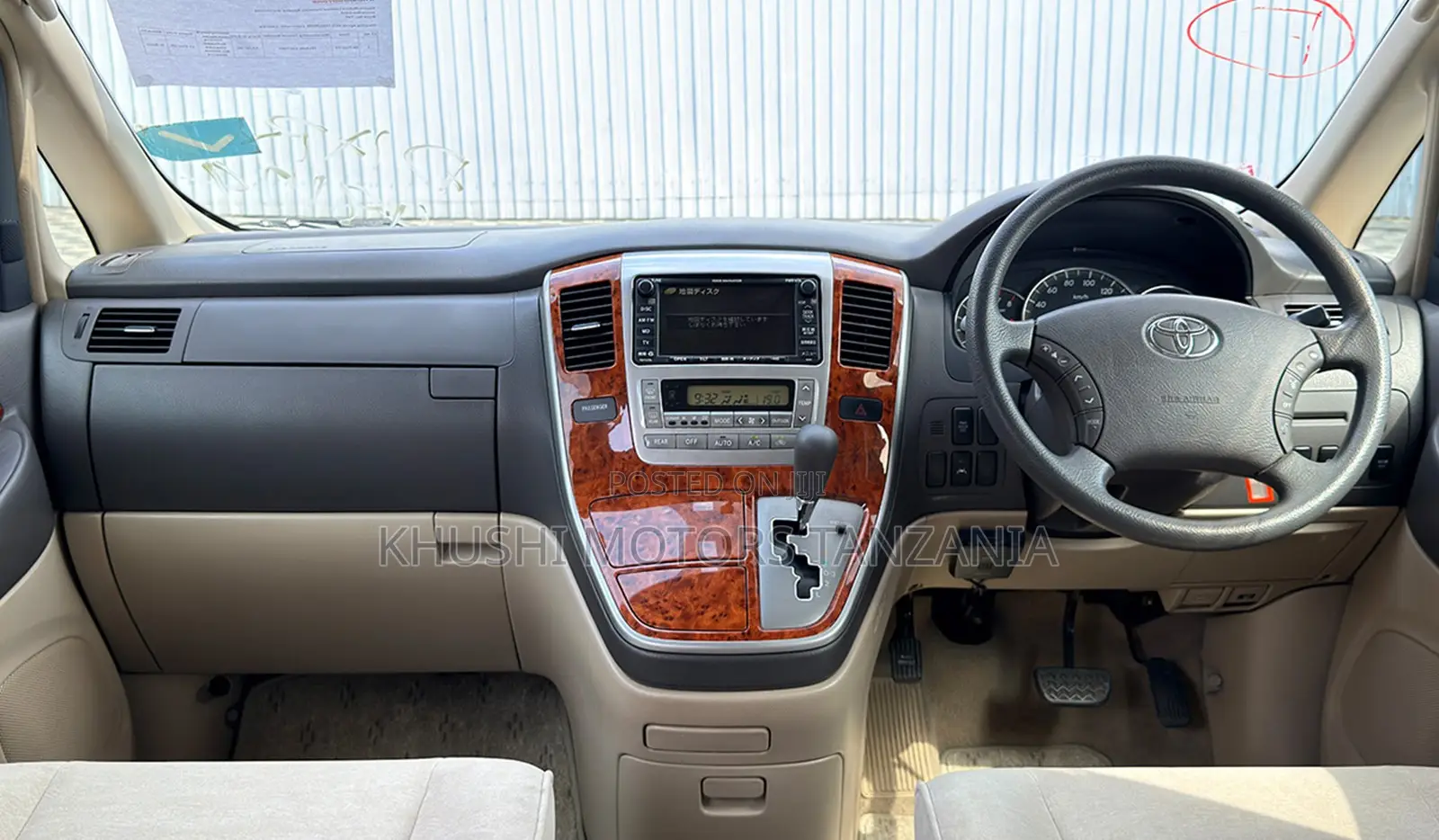 Toyota Alphard 2008