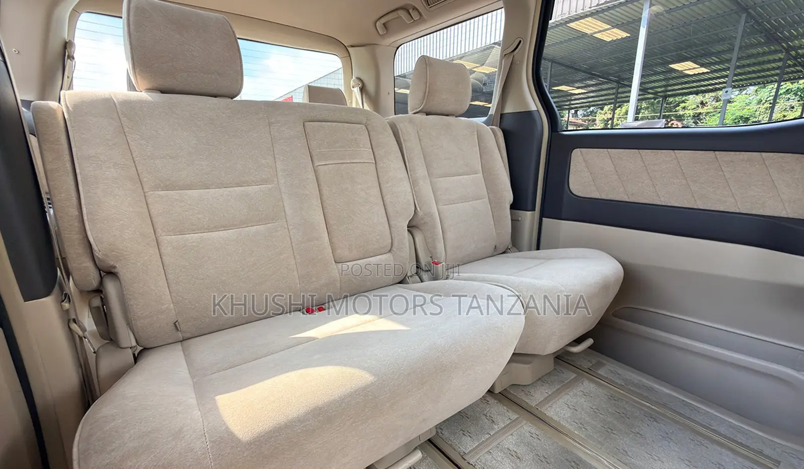 Toyota Alphard 2008