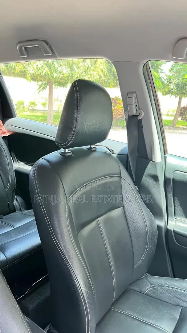 Toyota Wish 2014