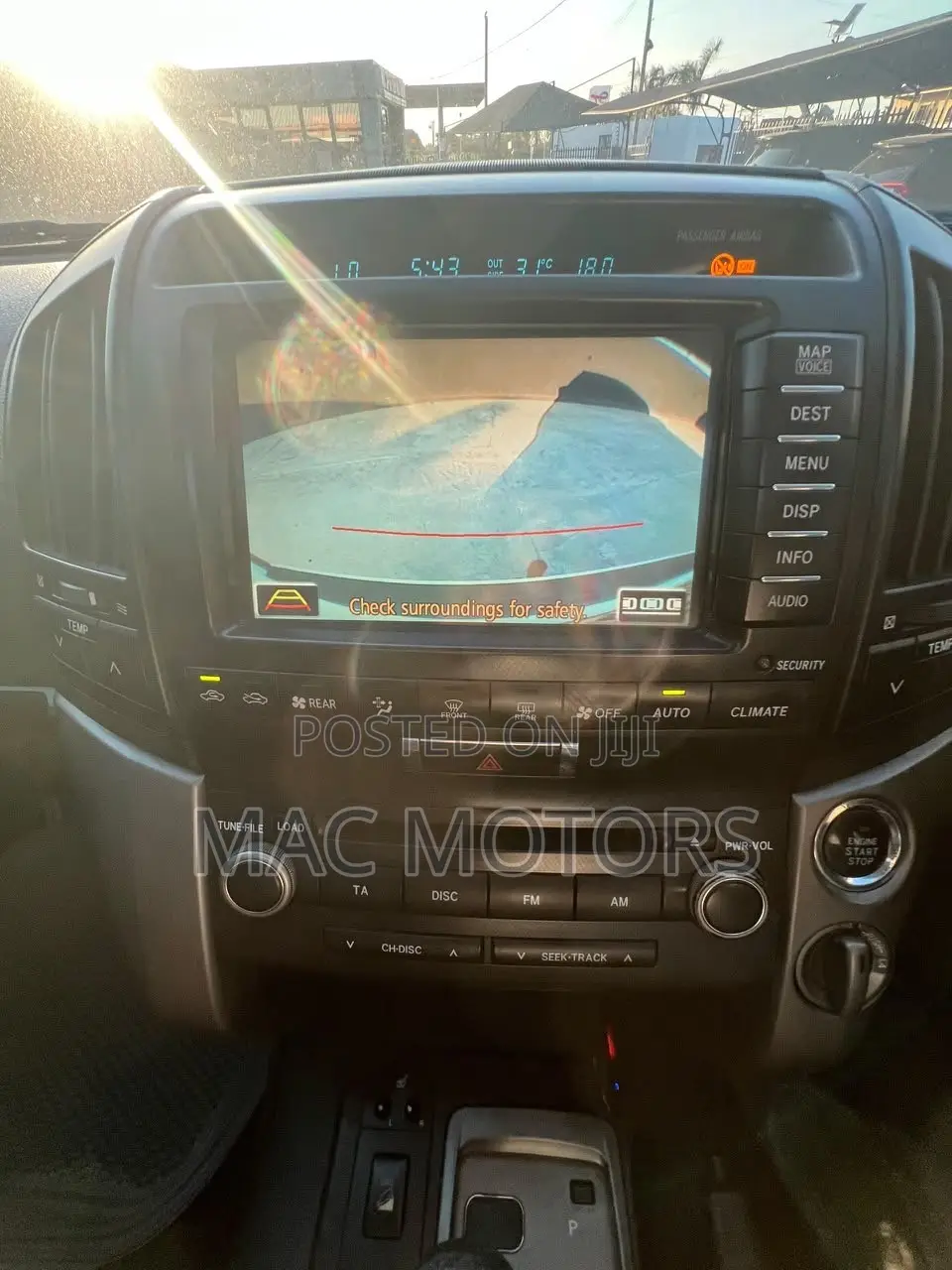 Toyota Land Cruiser 2010 White