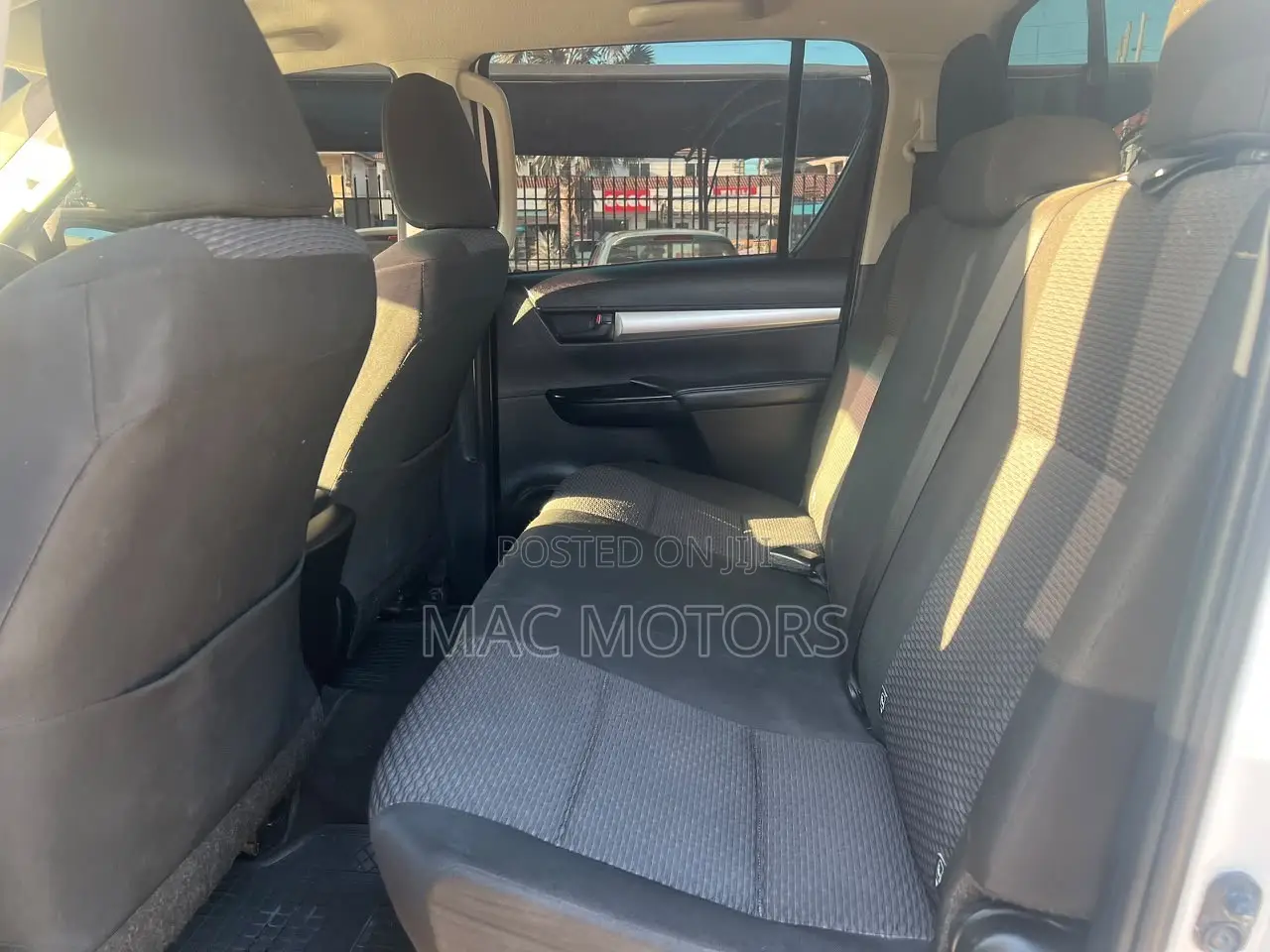 Toyota Hilux Revo Double Cab Deisel 2.8 AWD 2022 White