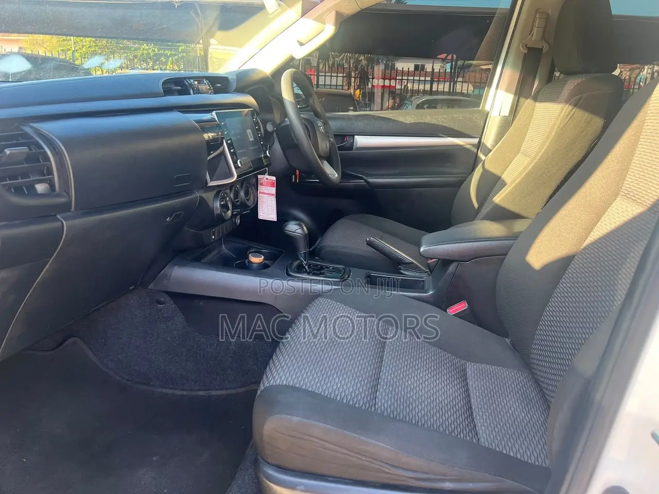 Toyota Hilux Revo Double Cab Deisel 2.8 AWD 2022 White