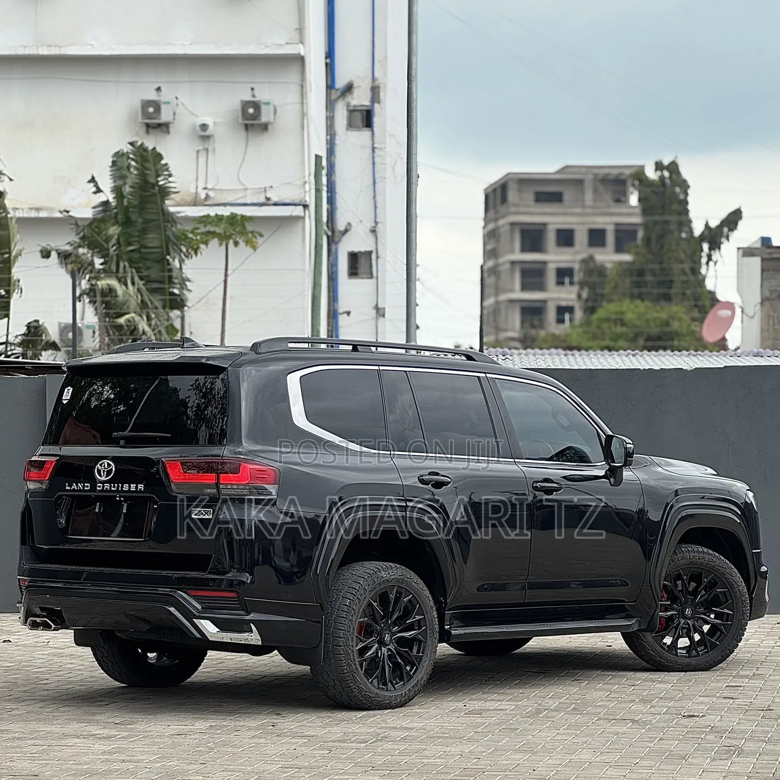 Toyota Land Cruiser 2024 Black