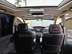 Toyota Noah 2004 Black