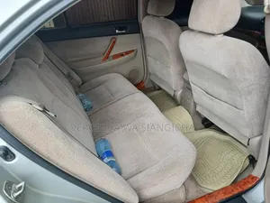 Toyota Premio 2004