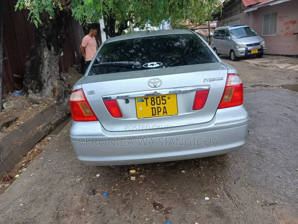 Toyota Premio 2004