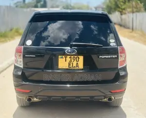 Subaru Forester 2011 Black