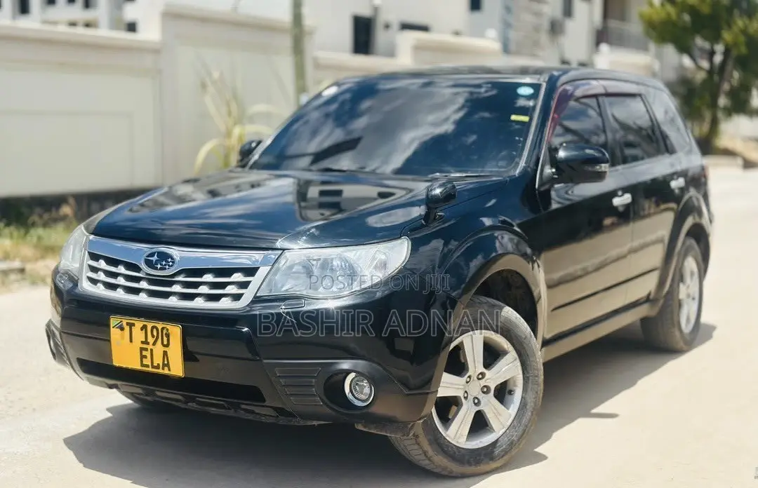Subaru Forester 2011 Black