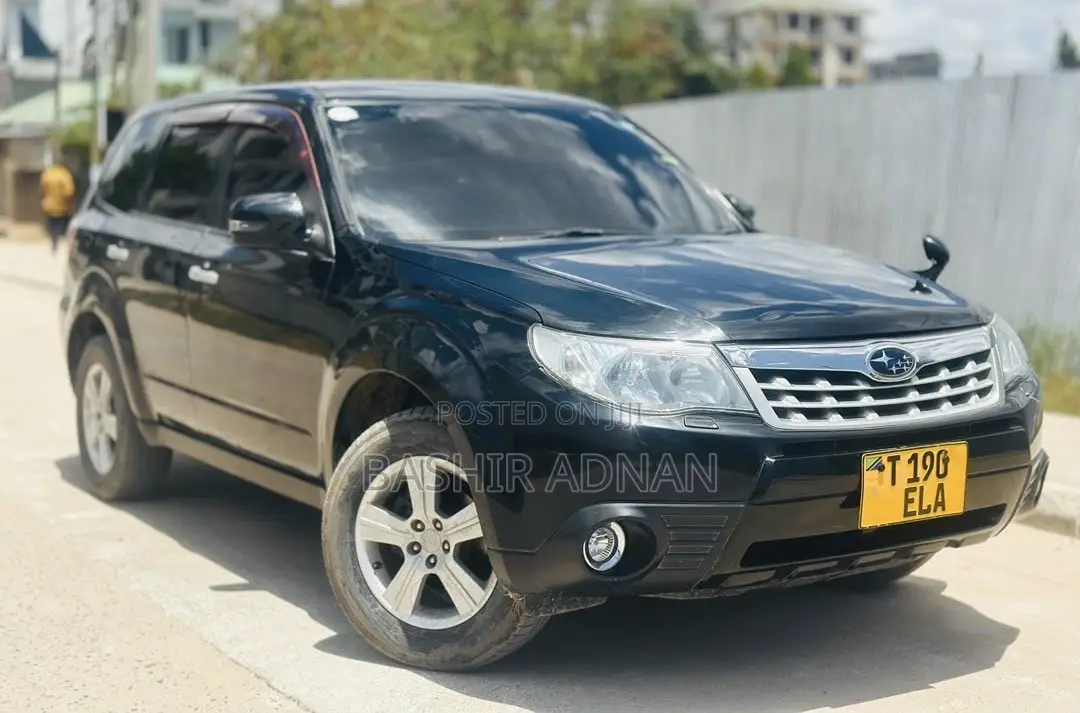 Subaru Forester 2011 Black