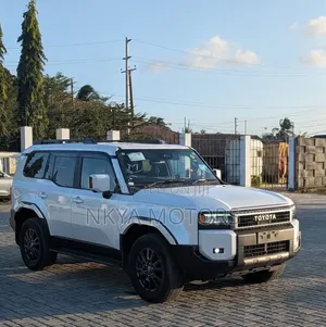 Toyota Land Cruiser Prado 2024 White
