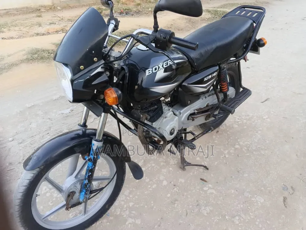 Bajaj Boxer 125 2026 Black