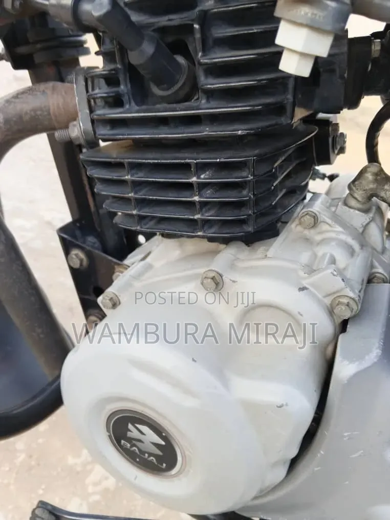 Bajaj Boxer 125 2026 Black