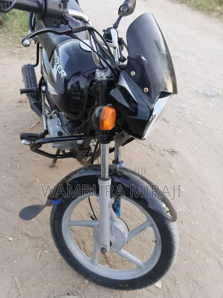 Bajaj Boxer 125 2026 Black