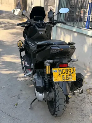 Honda CB 2025 Black