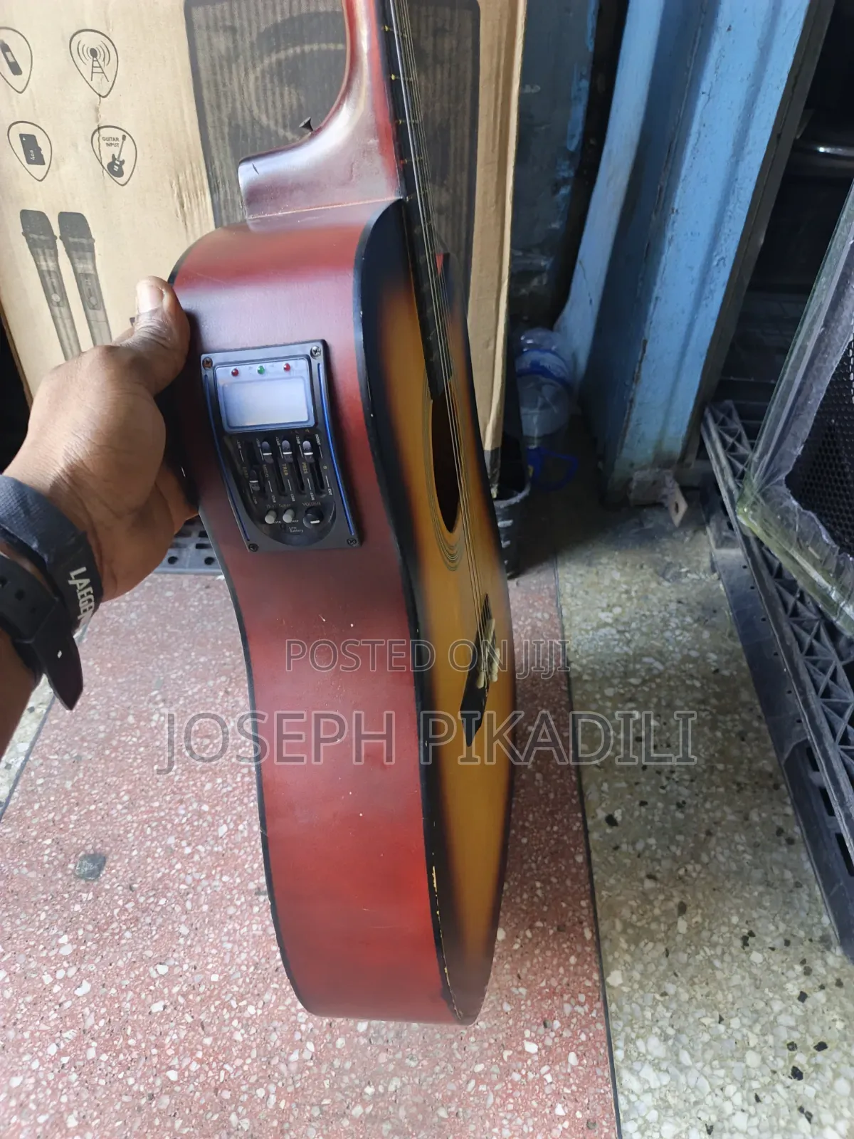 Accostic Guitar