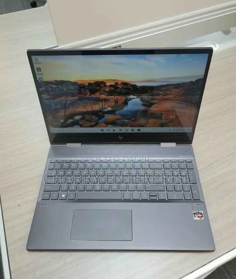 Laptop HP Envy x360 8GB AMD Ryzen 5 SSD 512GB