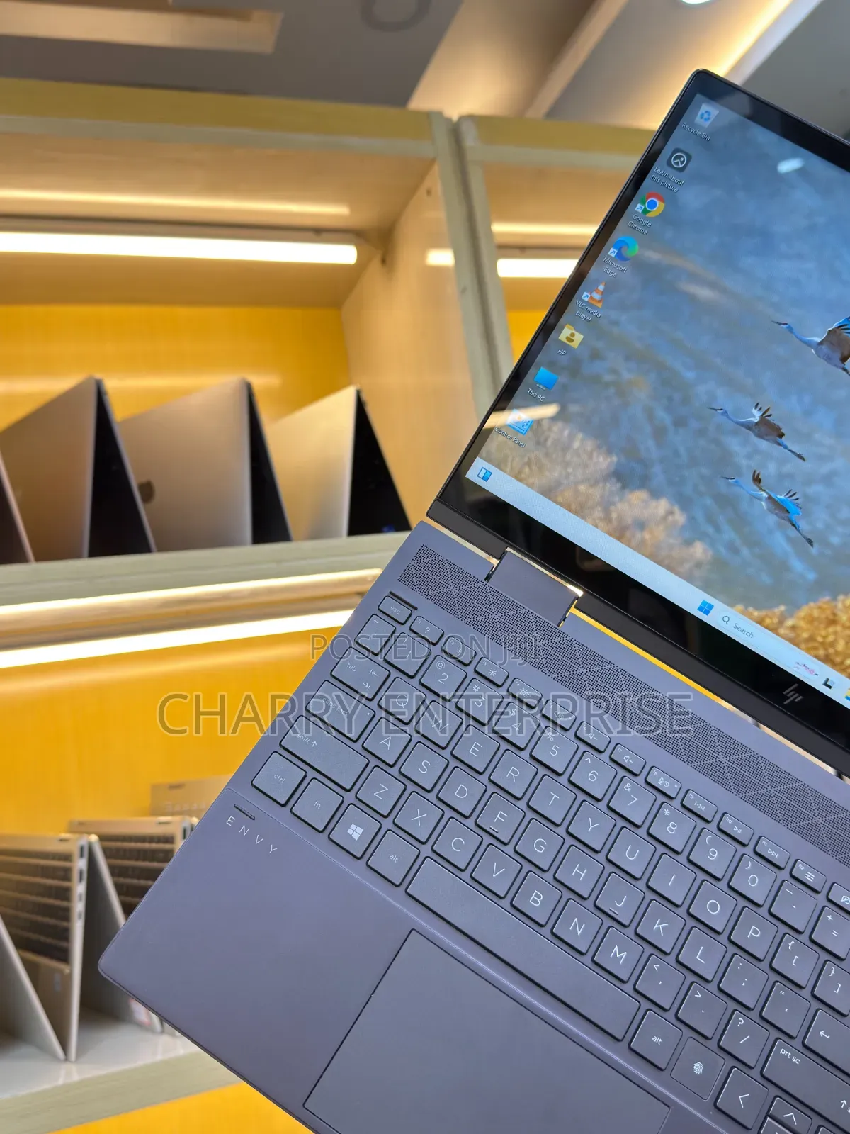 Laptop HP Envy x360 8GB AMD Ryzen 5 SSD 512GB