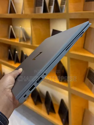 Laptop HP ZBook Firefly G8 16GB Intel Core i5 SSD 256GB