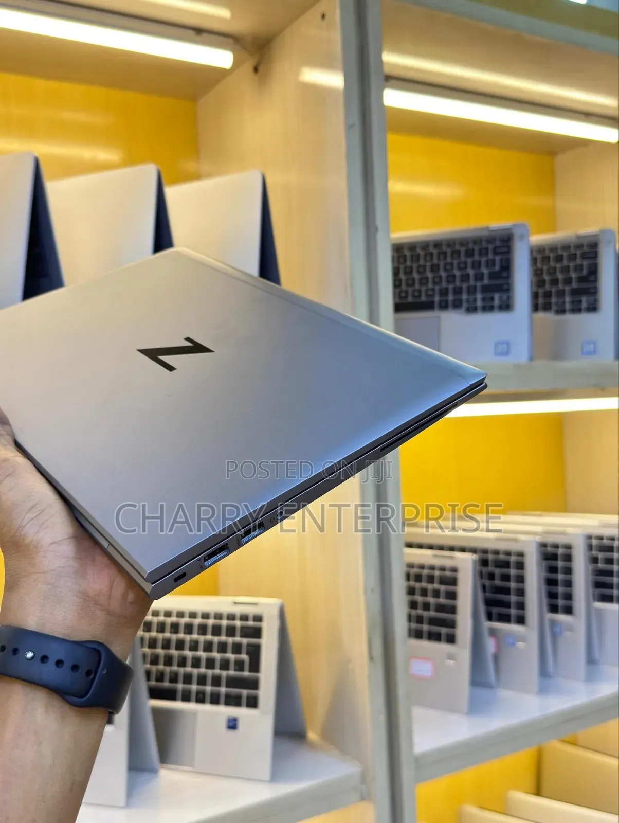 Laptop HP ZBook Firefly 14 G7 16GB Intel Core i5 SSD 256GB