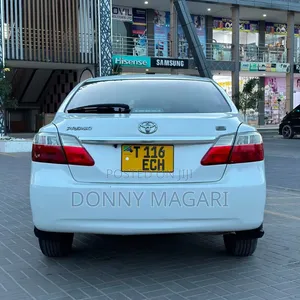 Toyota Premio 2010 White