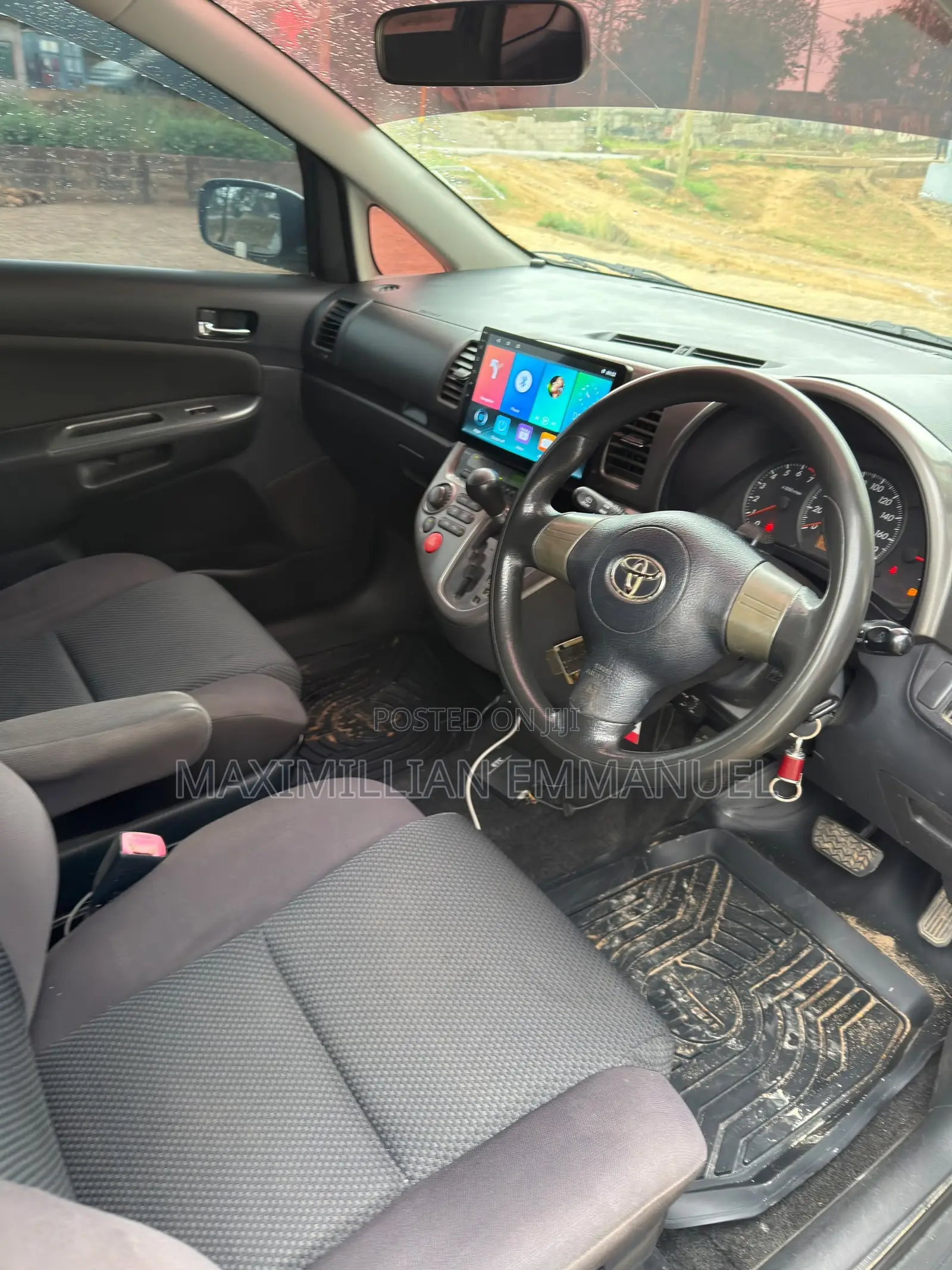 Toyota Wish 2013 Silver
