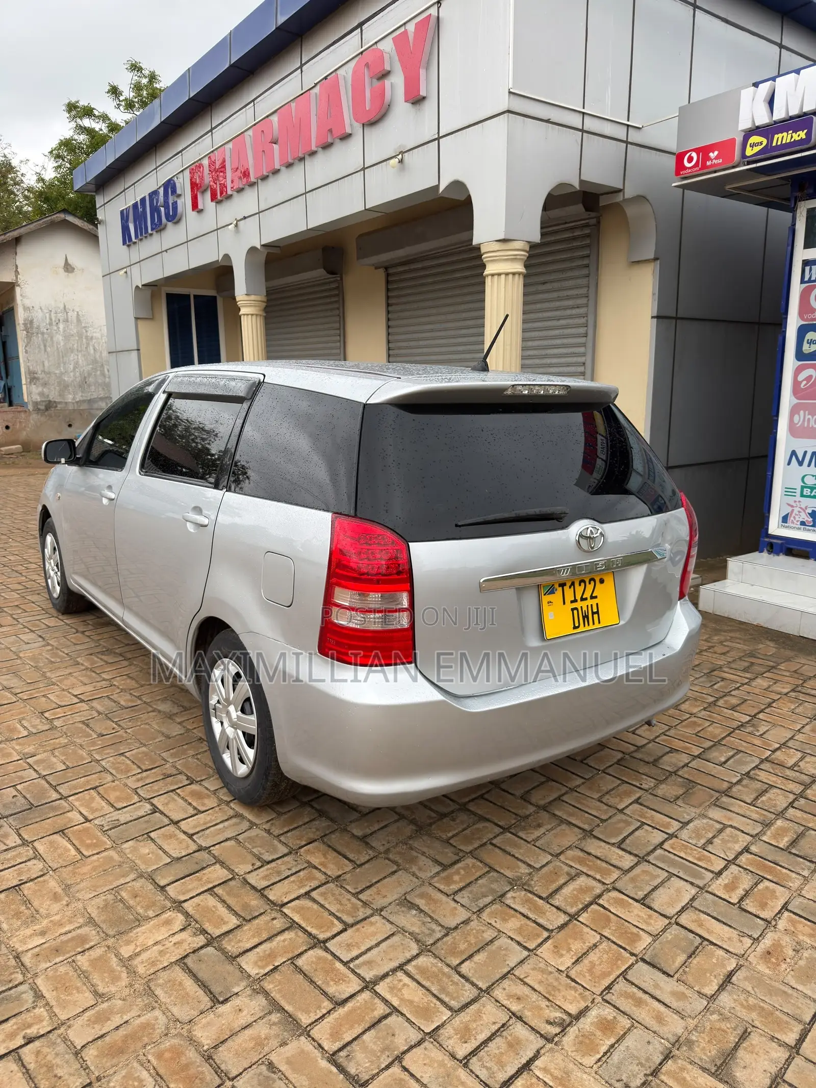 Toyota Wish 2013 Silver