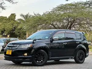 Mitsubishi Outlander 2013 Black