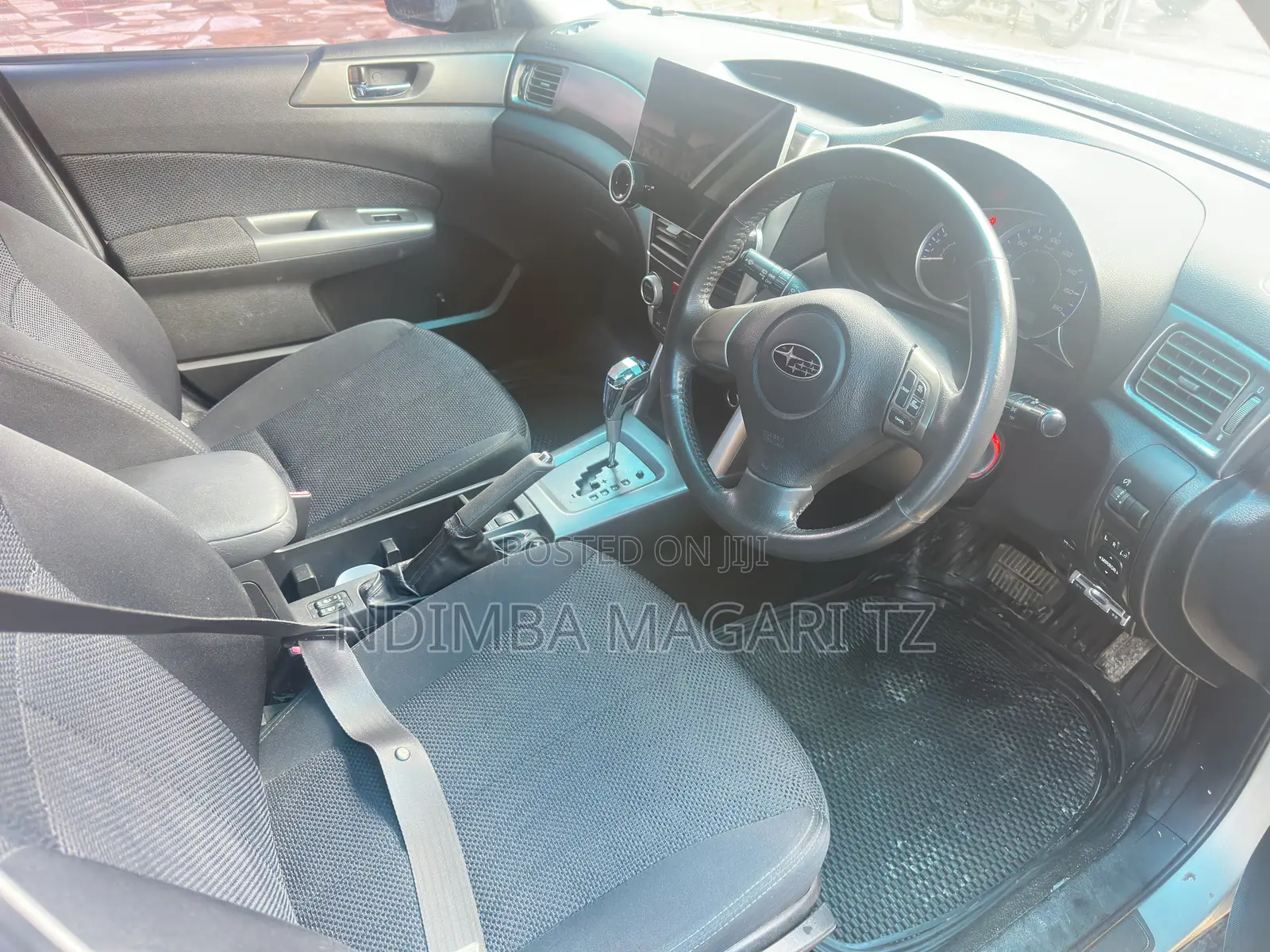 Subaru Forester 2010 Silver