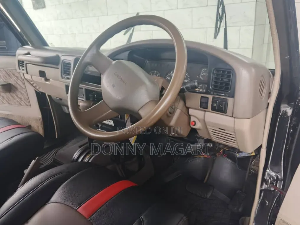 Toyota Land Cruiser Prado 2004 Black