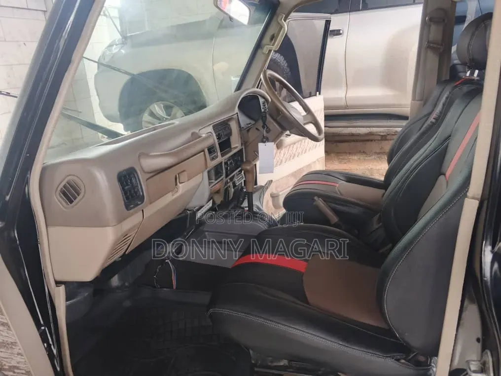 Toyota Land Cruiser Prado 2004 Black