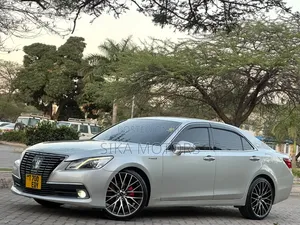 Toyota Crown 2013 Silver