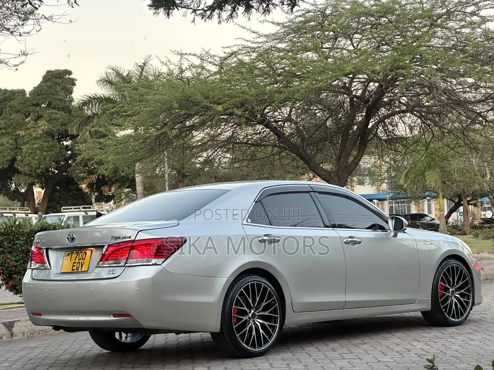Toyota Crown 2013 Silver