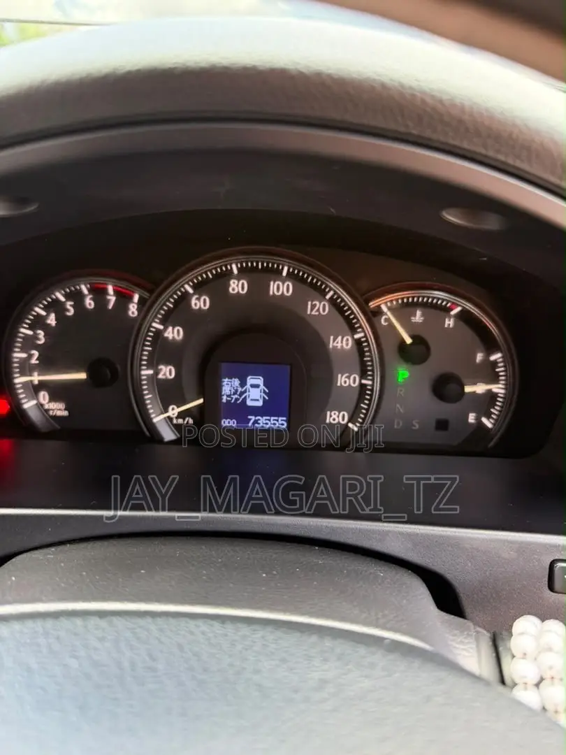 Toyota Crown 2011 Black