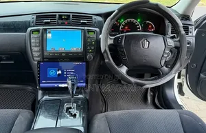Toyota Crown 2007 White