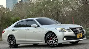 Toyota Crown 2013 Silver