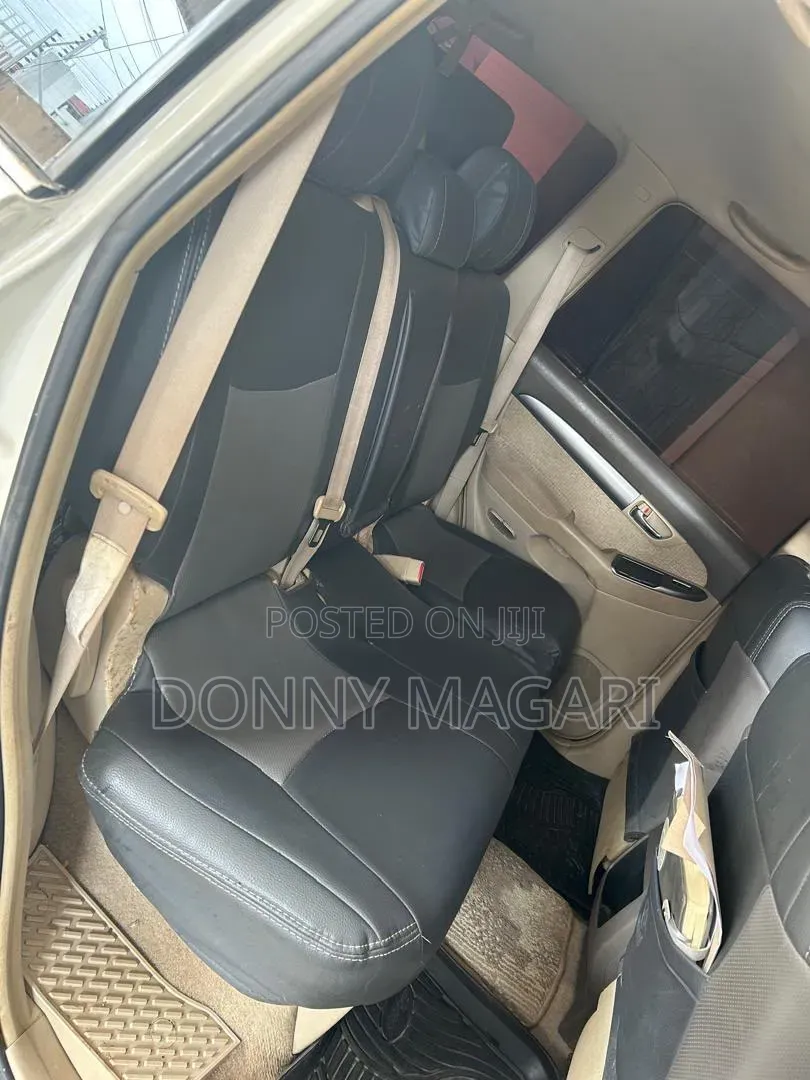 Toyota Land Cruiser Prado 2006 White