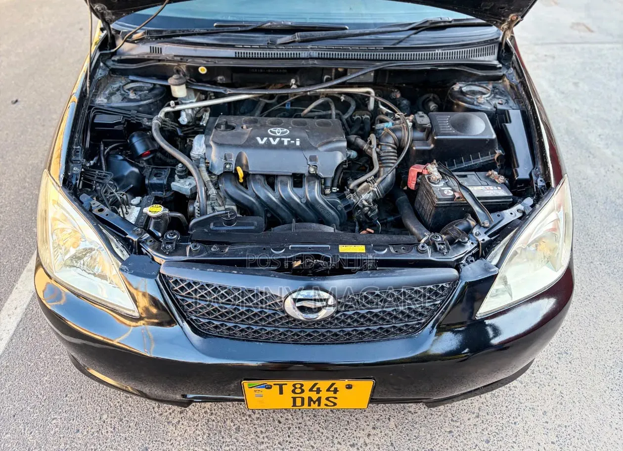 Toyota Corolla RunX 2002 Black