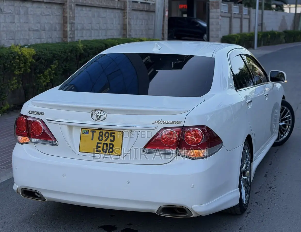 Toyota Crown 2011 White