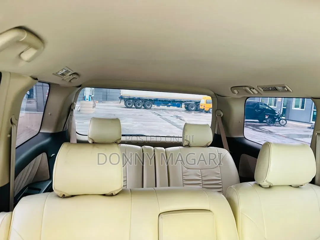 Toyota Alphard 2005 White