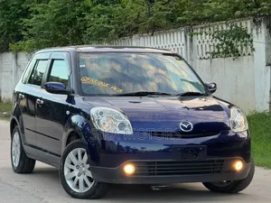 Mazda Verisa 2006 Blue