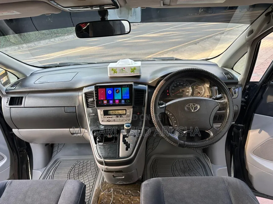 Toyota Alphard 2004 White