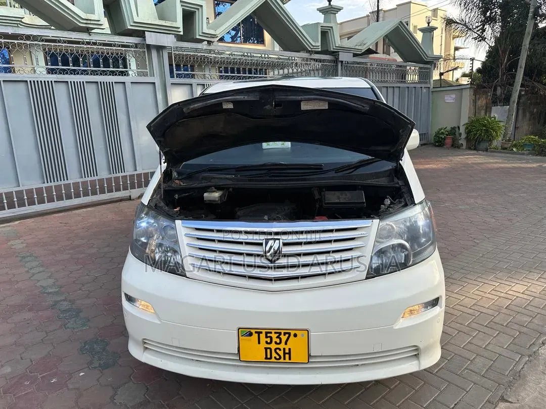 Toyota Alphard 2004 White