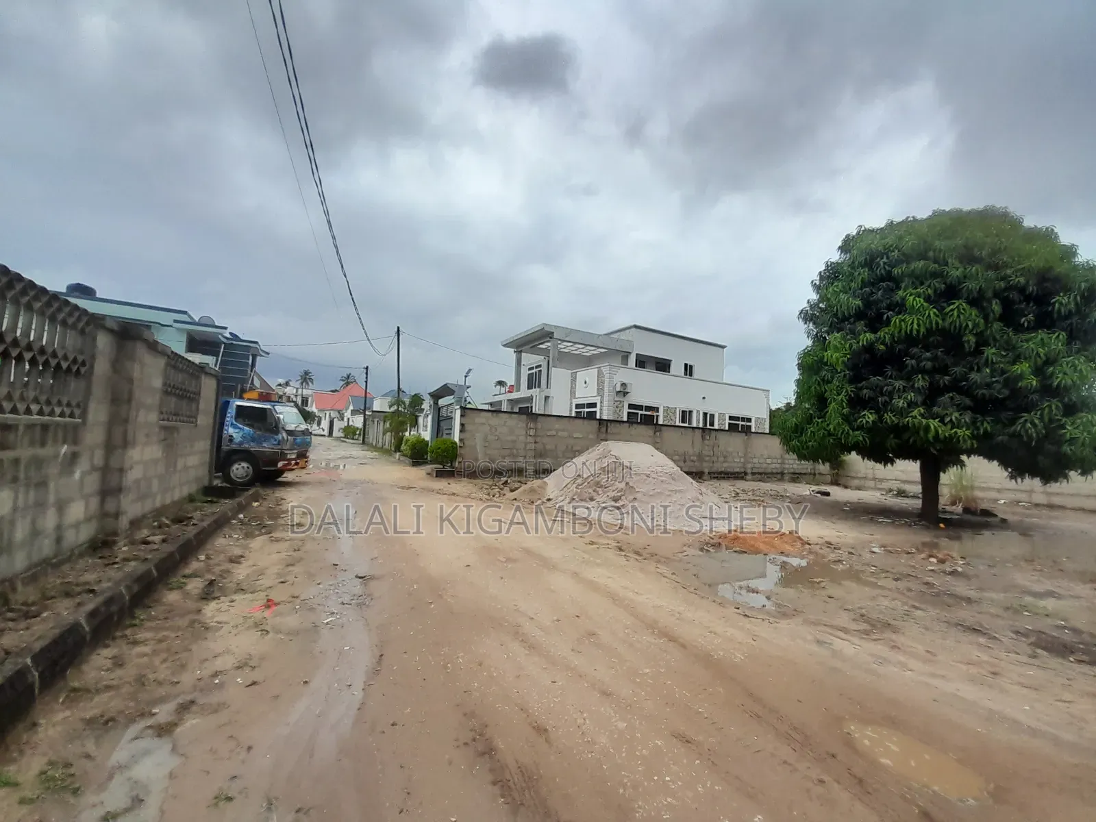 Kiwanja Kinauzwa Kigamboni Ungindoni