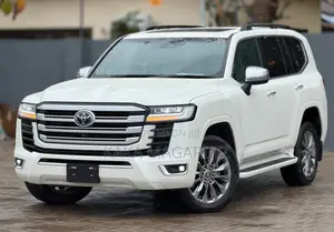 Toyota Land Cruiser 2024 White
